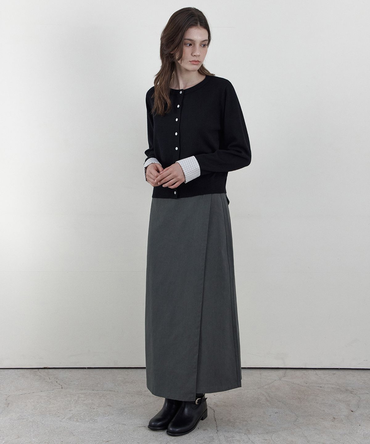 웬즈데이오아시스 포 우먼(WEDNESDAYOASISFORWOMEN) 빈티지 워시드 랩 스커트_VINTAGE KHAKI(WB6SK06)