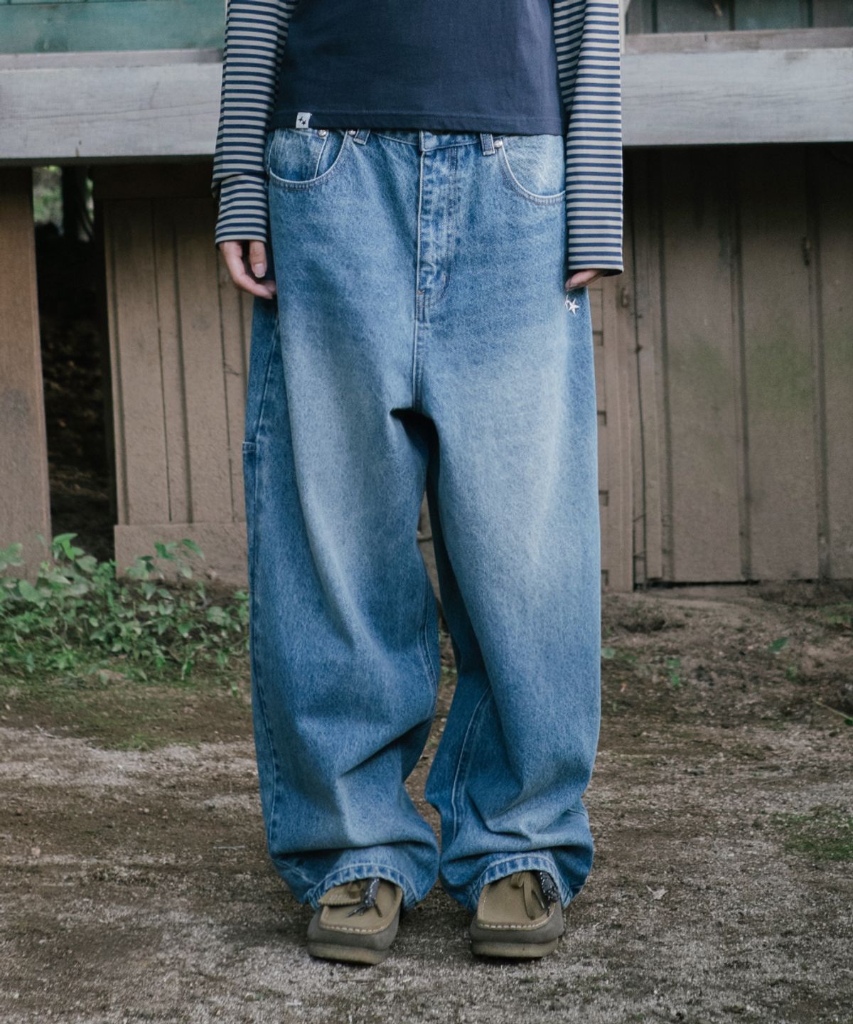 카비시(CAVISH) CINCH BACK CURVED DENIM PANTS BLUE(CV2GFFD110A)