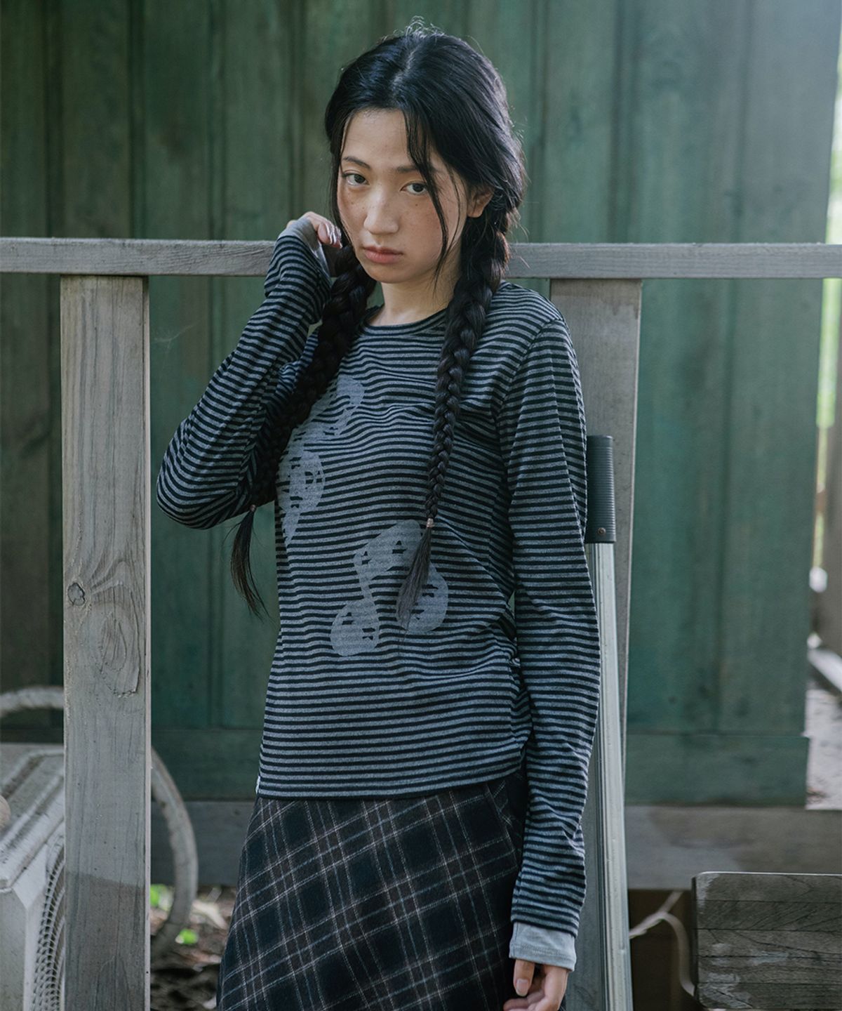 카비시(CAVISH) STRIPED MUSIC NOTE LS TEE BLACK(CV2GFFT554A)