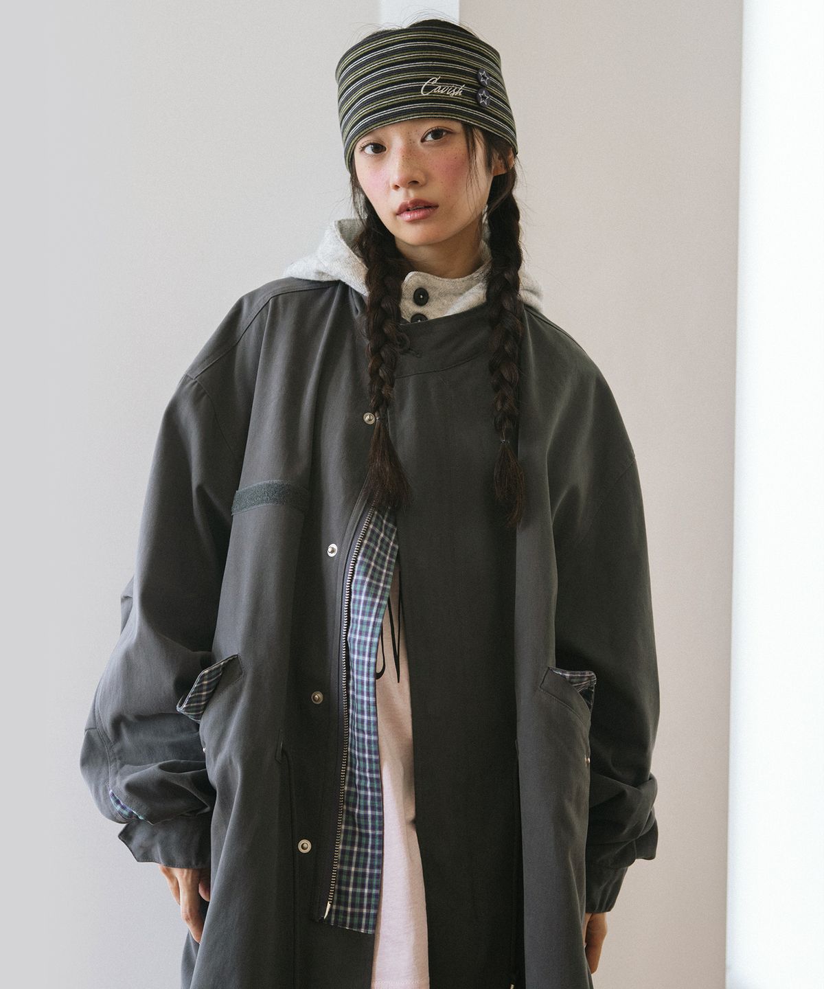 카비시(CAVISH) CHECK HOODED FISHTAIL JACKET CHARCOAL(CV2GFFB960A)
