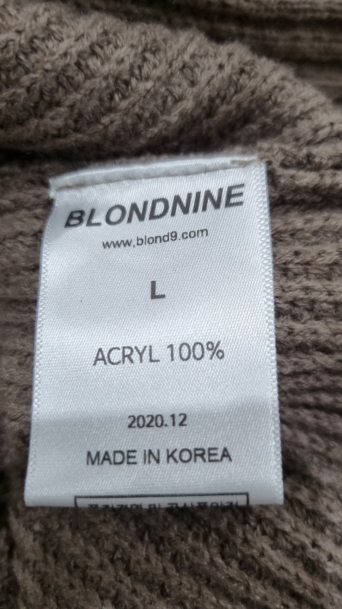 블론드나인(BLOND9) 니트/스웨터 L