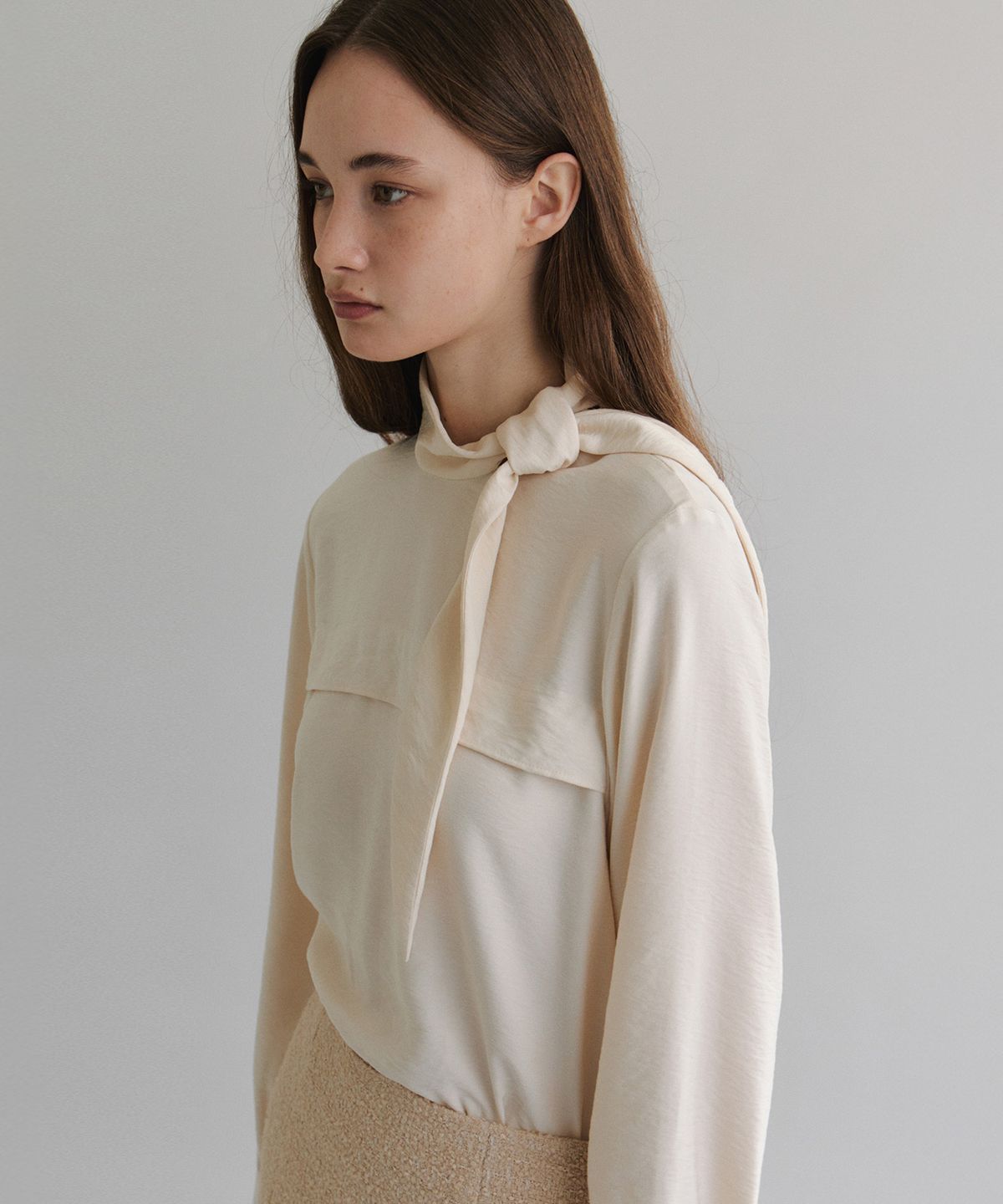 토와브(TOWAV) RUBY TIE BLOUSE