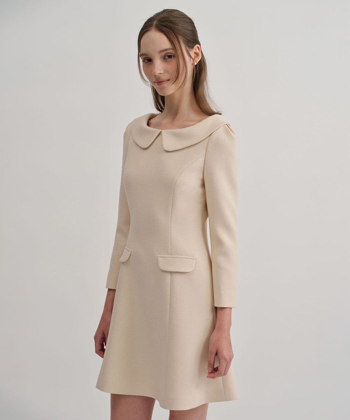 토와브(TOWAV) RONNIE MINI DRESS_CREAM