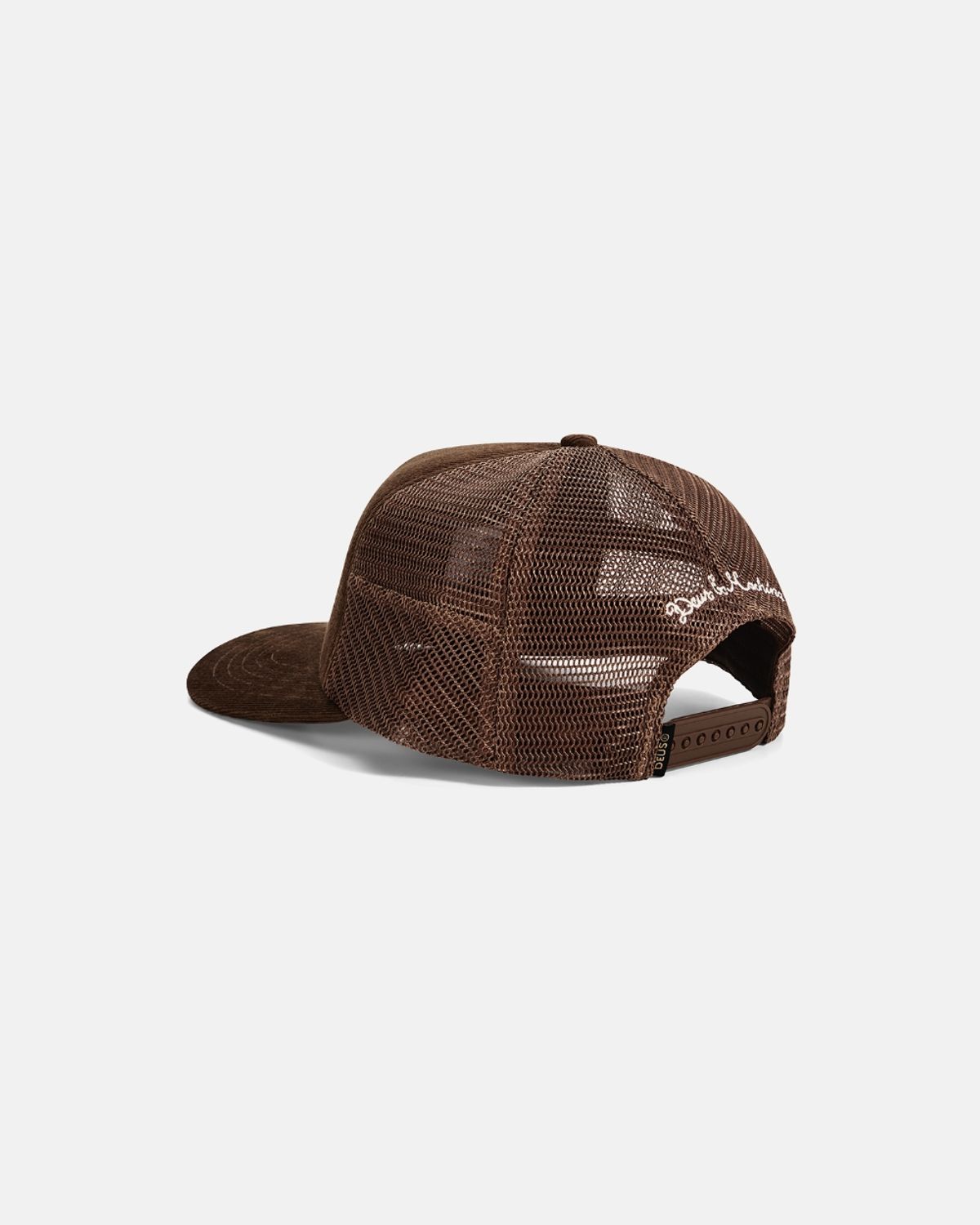 데우스 엑스 마키나(DEUS EX MACHINA) Marsden Trucker_Brown