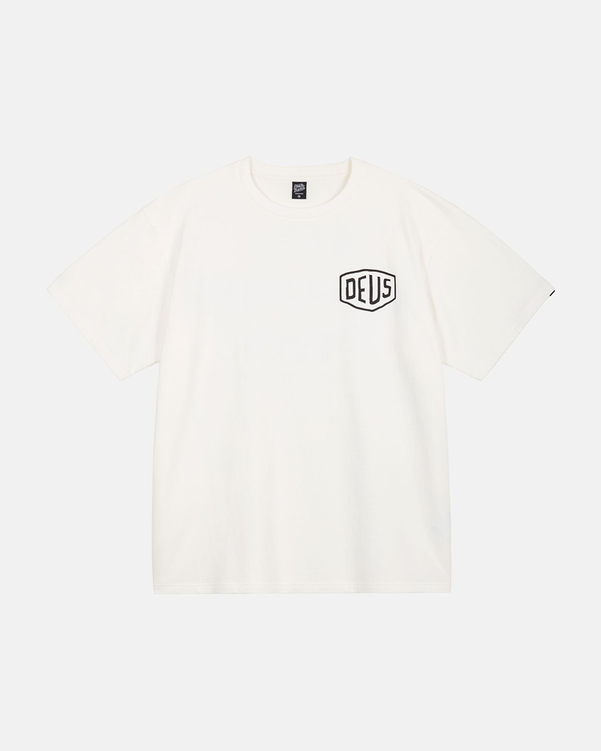 데우스 엑스 마키나(DEUS EX MACHINA) Seoul College Address Tee_White