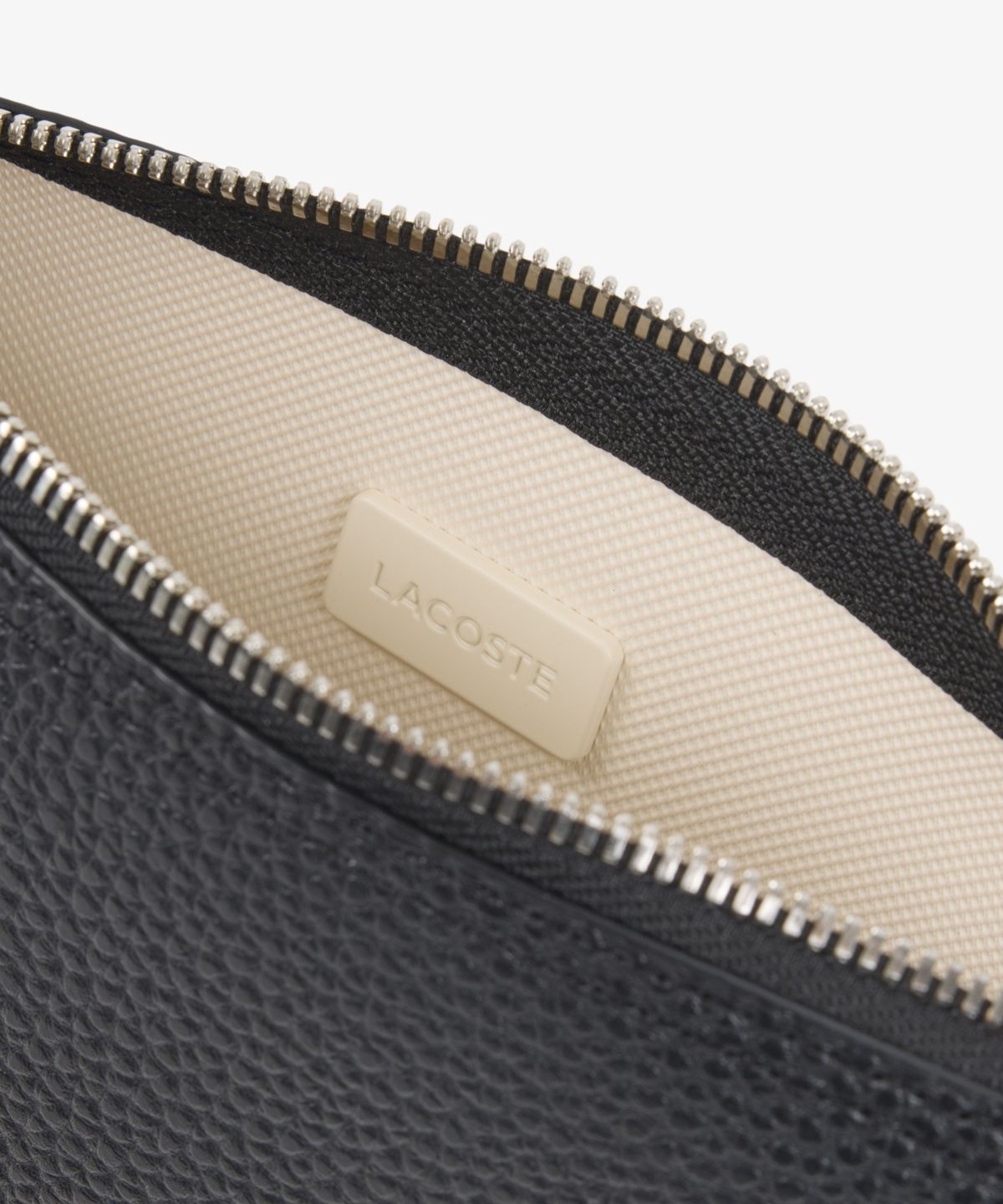 라코스테(LACOSTE) 여성 안나 엑스트라 스몰 사이즈 플랫 크로스백 NF5496A56N M66
