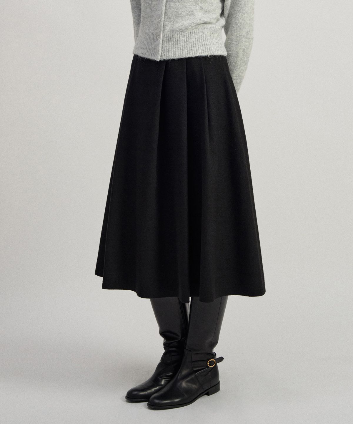 토와브(TOWAV) MAIGE TUCK SKIRT_BLACK