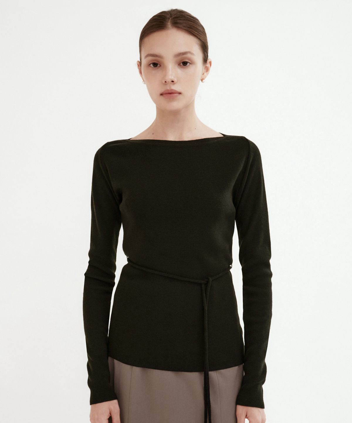 토와브(TOWAV) MISTY BOAT NECK KNIT