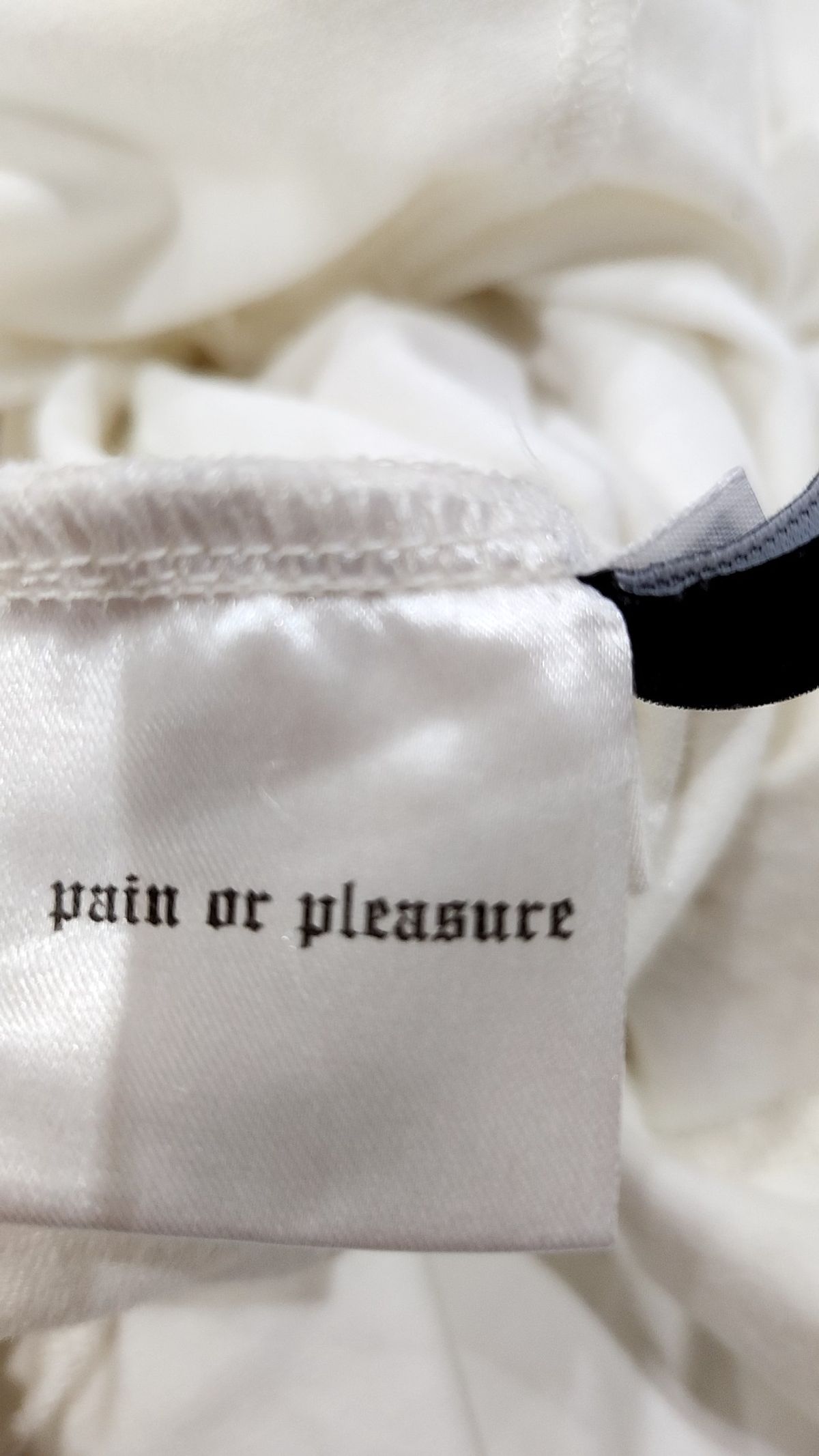 페인오어플레져(PAINORPLEASURE) 미니 원피스 FREE