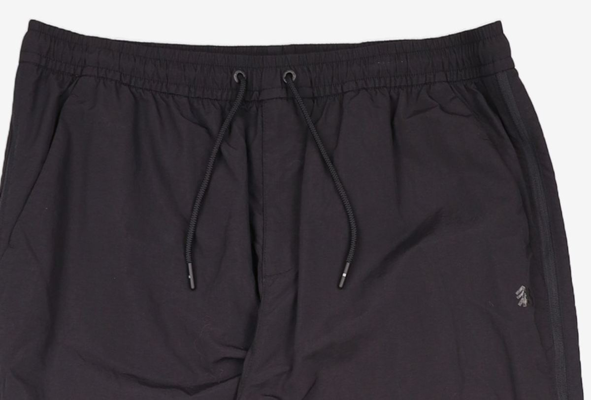 코오롱스포츠(KOLON SPORT) 남성 사이드지퍼 루즈 팬츠 TLPNM24561BLK 90