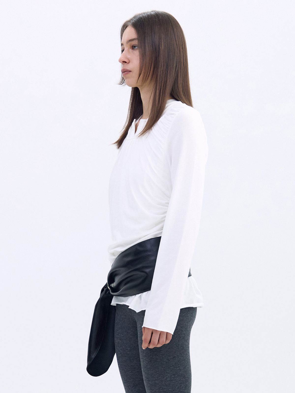 세릭(CERRIC) Layered Shirring Button Top _ White