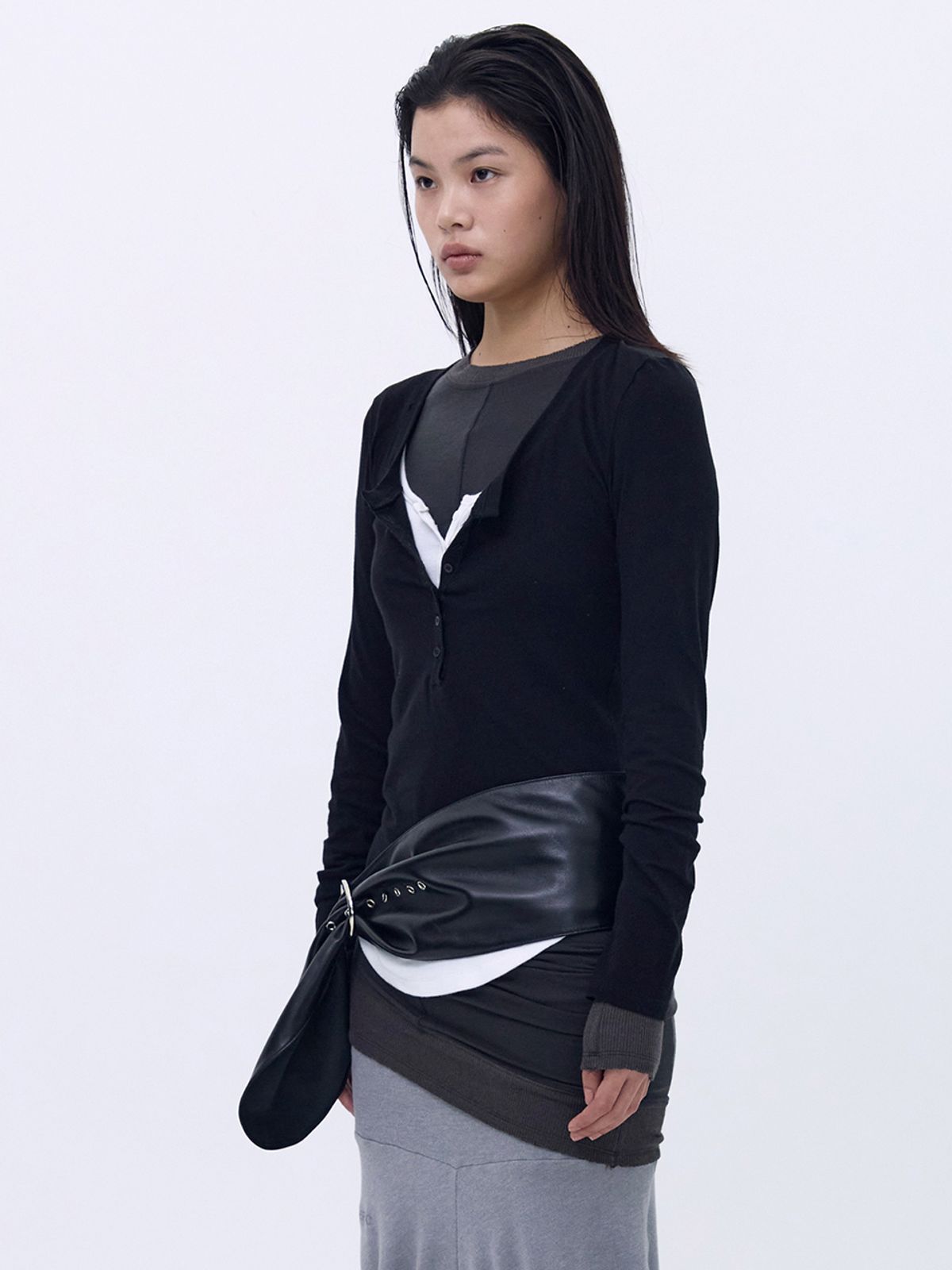 세릭(CERRIC) Button Layered Top _ Black