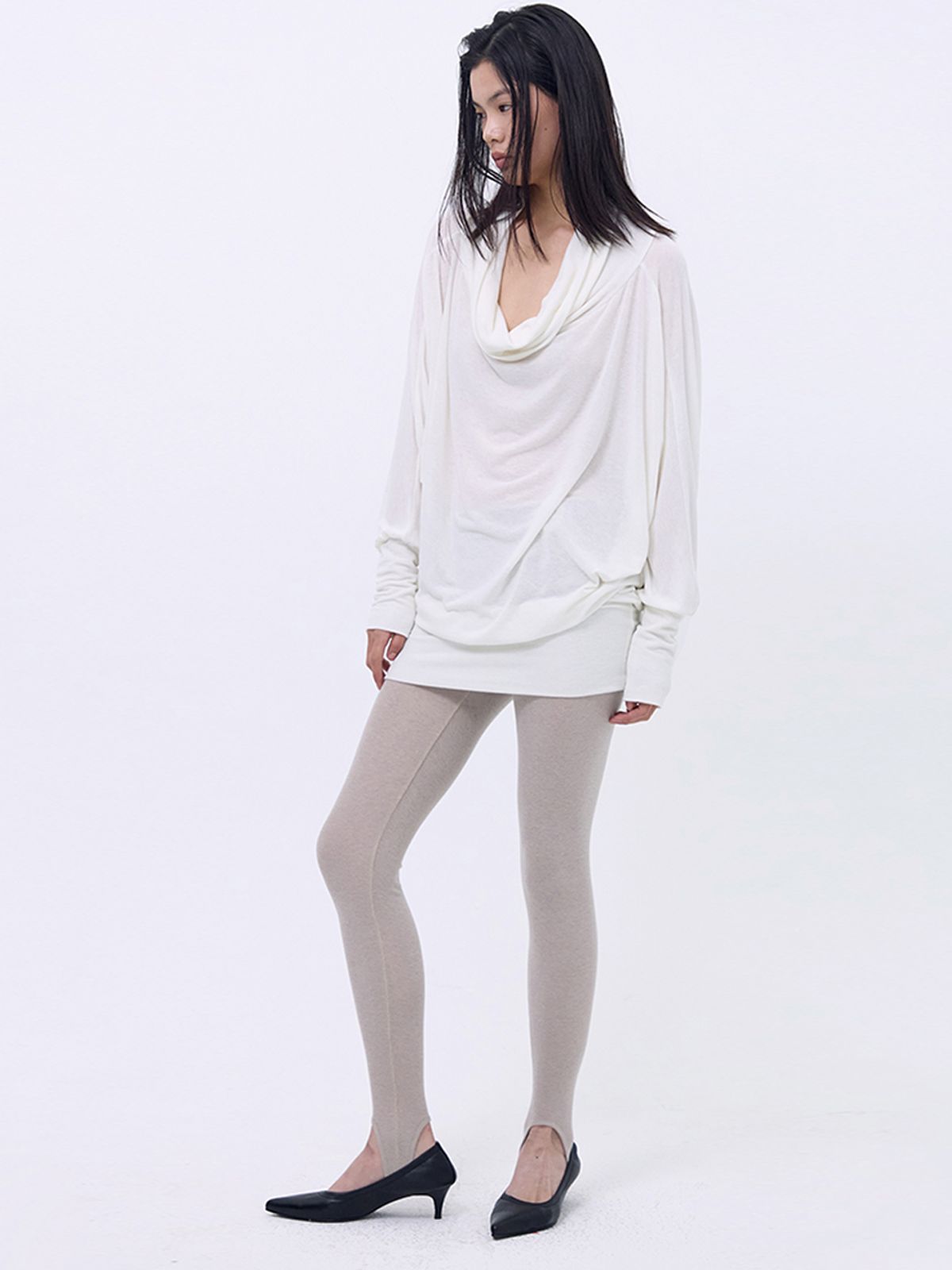 세릭(CERRIC) Foot Loop Leggings _ Beige