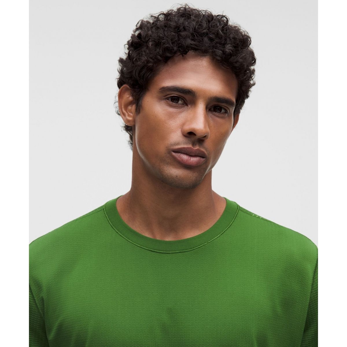 룰루레몬(LULULEMON) 메탈 벤트 테크 릴랙스 핏 숏슬리브 셔츠  VIBE VIBE
