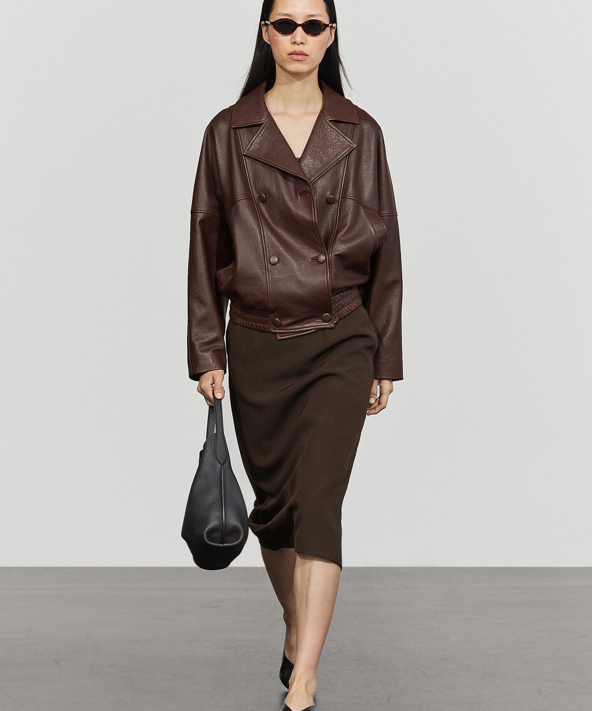 마시모두띠(MASSIMO DUTTI) 나파 가죽 봄버 자켓
