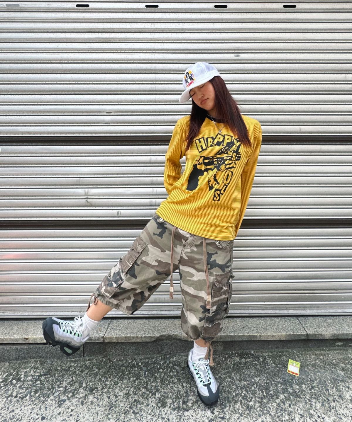 디파이클럽로버스(DEFYCLUBROBBERS) Happy Pistols 스트라이프 롱슬리브 머스타드