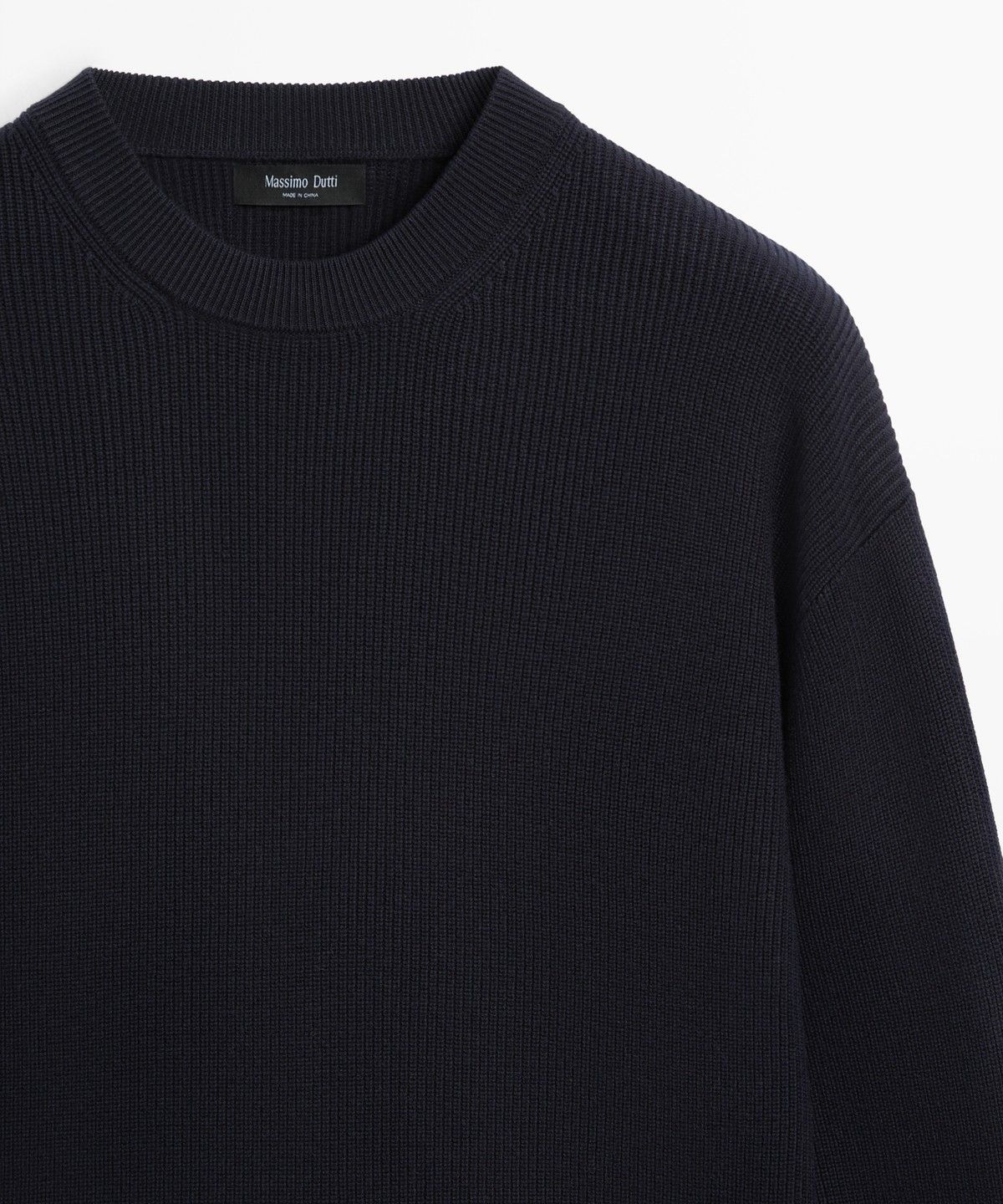 마시모두띠(MASSIMO DUTTI) 라운드넥 니트 스웨터