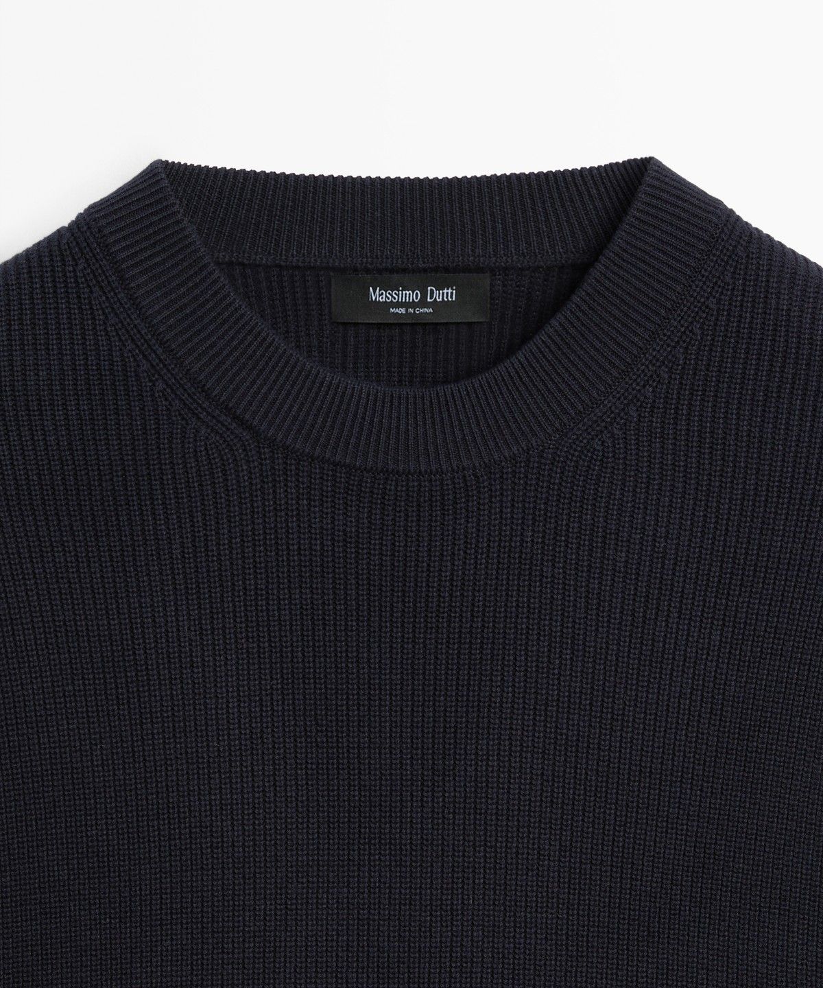 마시모두띠(MASSIMO DUTTI) 라운드넥 니트 스웨터