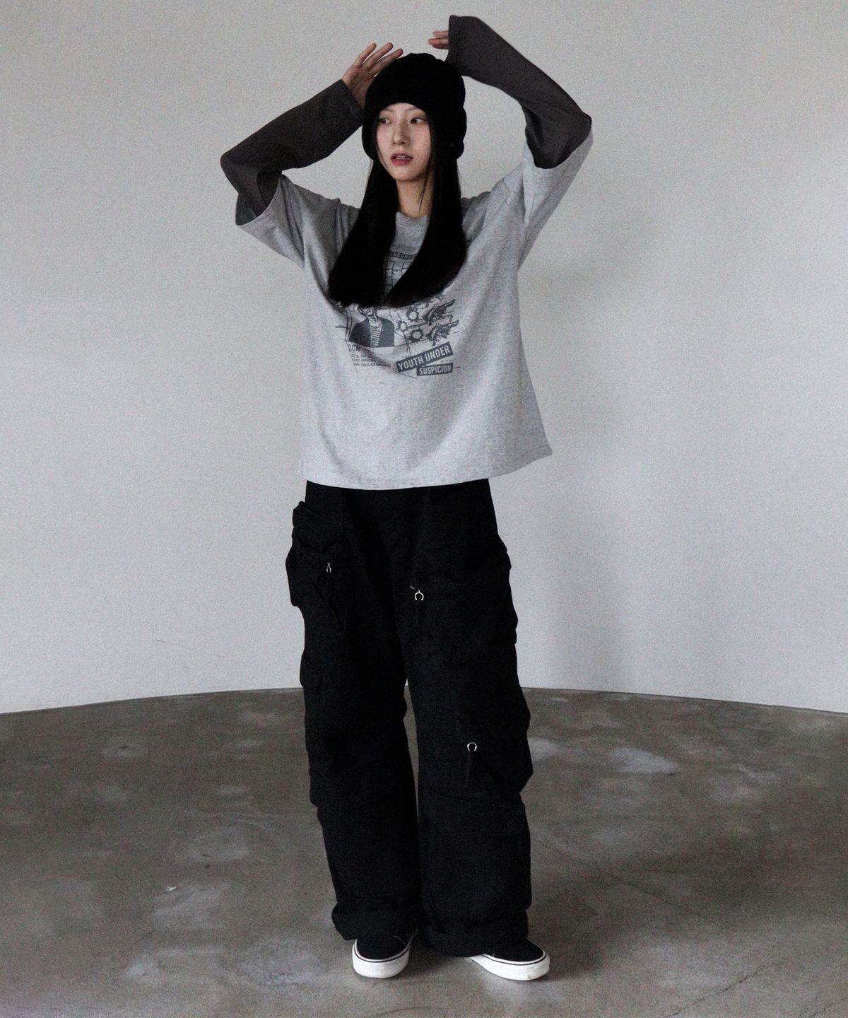 디파이클럽로버스(DEFYCLUBROBBERS) Mug Shot 레이어드 롱슬리브 메란지