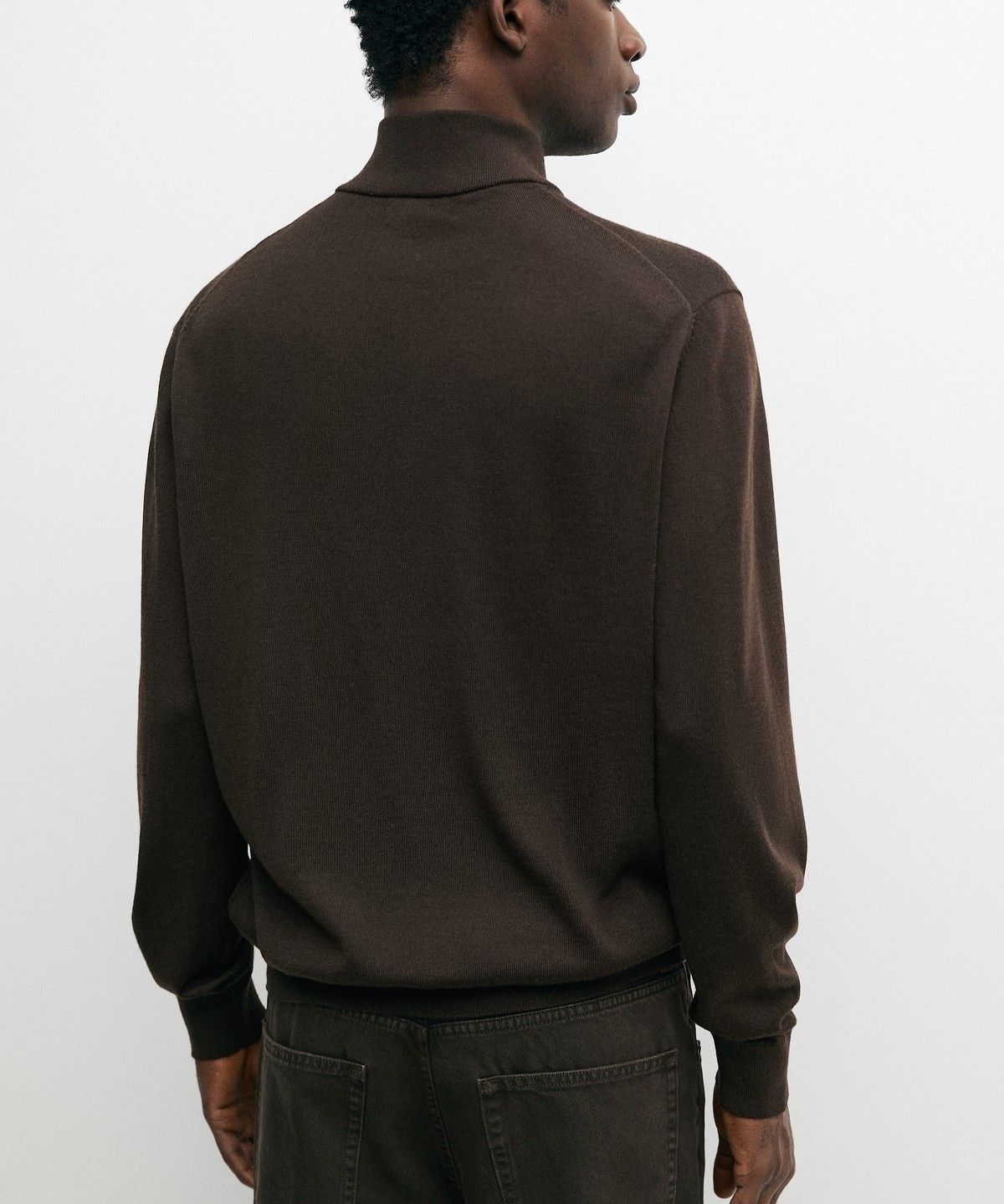 마시모두띠(MASSIMO DUTTI) 메리노 울 블렌드 모크넥 니트 스웨터