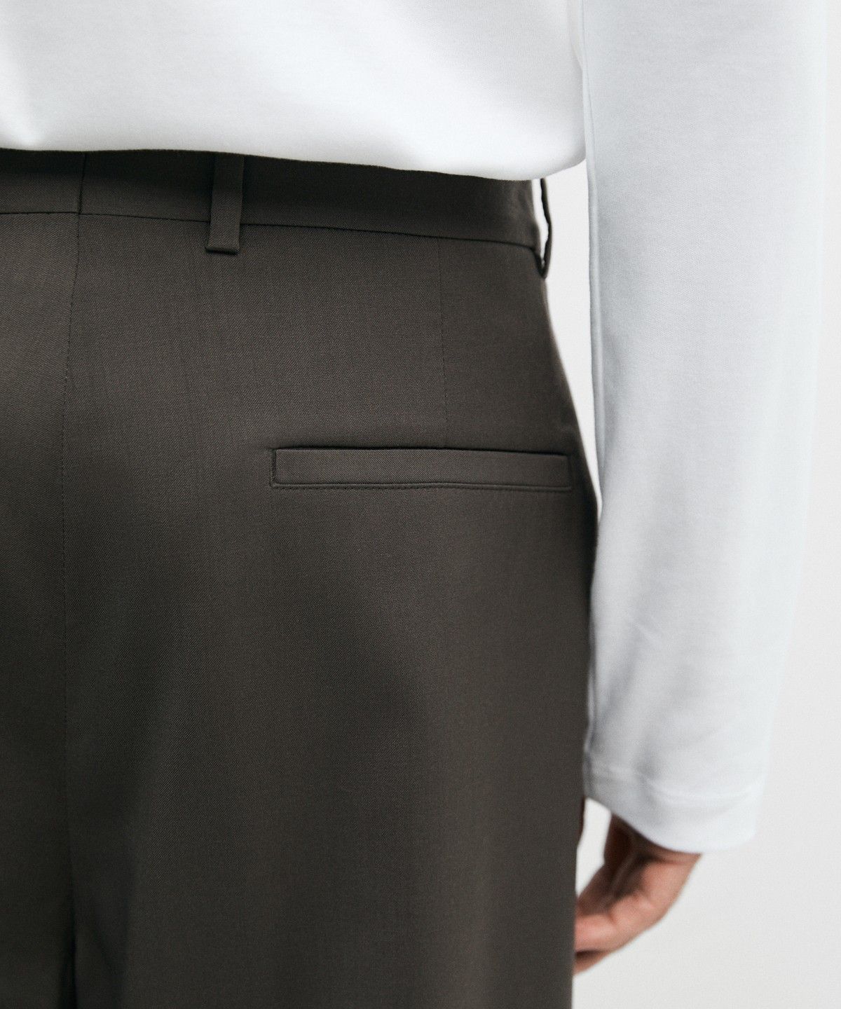 마시모두띠(MASSIMO DUTTI) 릴랙스 핏 핀턱 100% 쿨 울 팬츠
