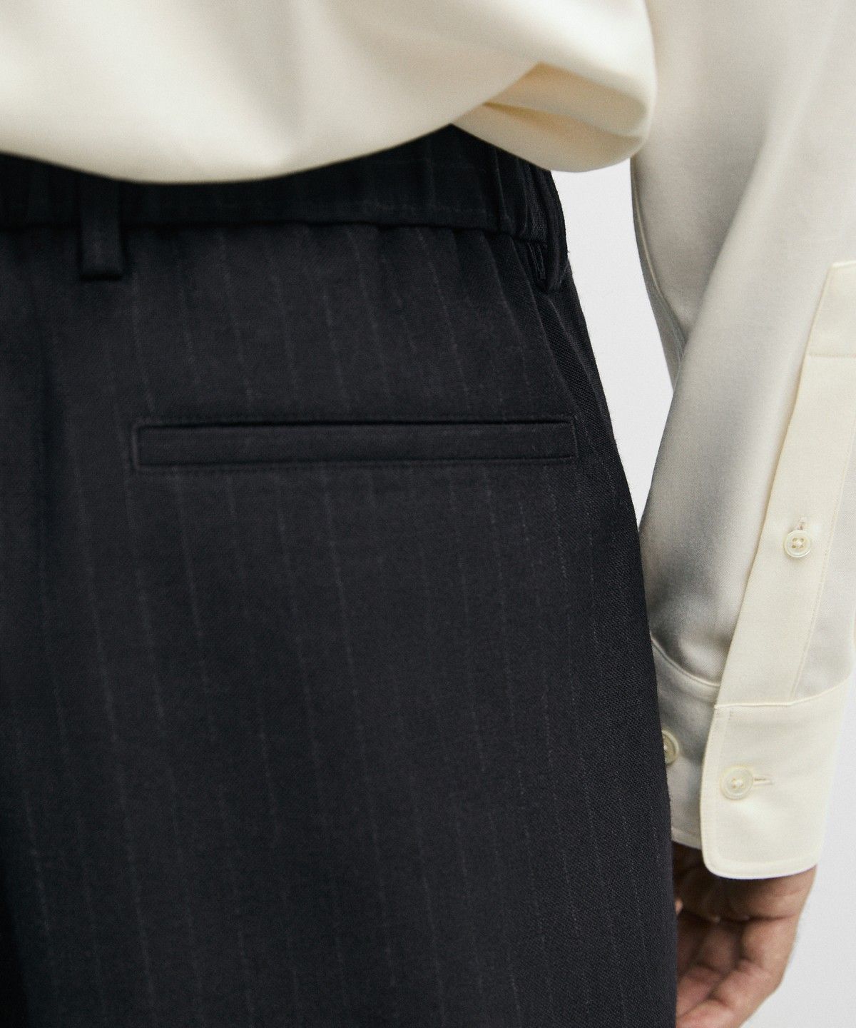마시모두띠(MASSIMO DUTTI) 100% 울 스트라이프 릴랙스 핏 팬츠