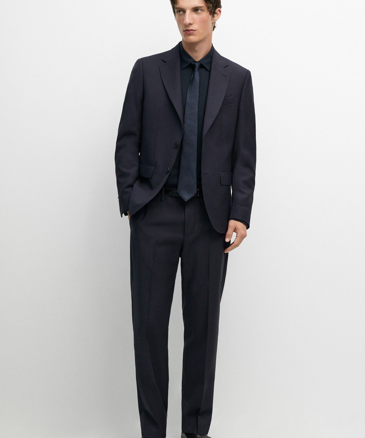 마시모두띠(MASSIMO DUTTI) 텍스처드 수트 팬츠