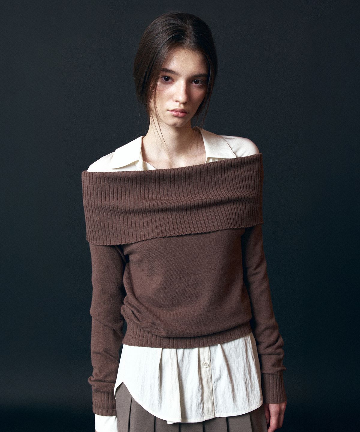 토와브(TOWAV) WEE OFF SHOULDER KNIT_MOCHA