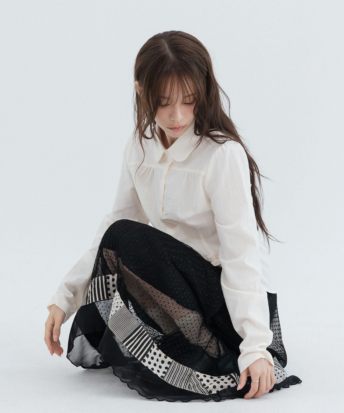 하이스쿨디스코(HIGH SCHOOL DISCO) 도트 주름 레이스 롱스커트_블랙