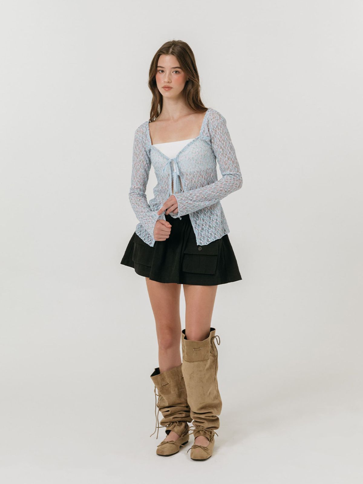 모이페어(MOIFAIRE) FLOWER STRAP CARDIGAN / SKYBLUE