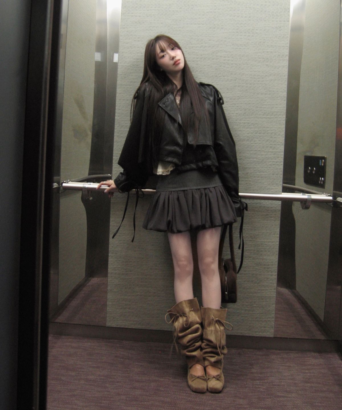 모이페어(MOIFAIRE) [연우 PICK] STRAP FLAT SUEDE BOOTS / BEIGE