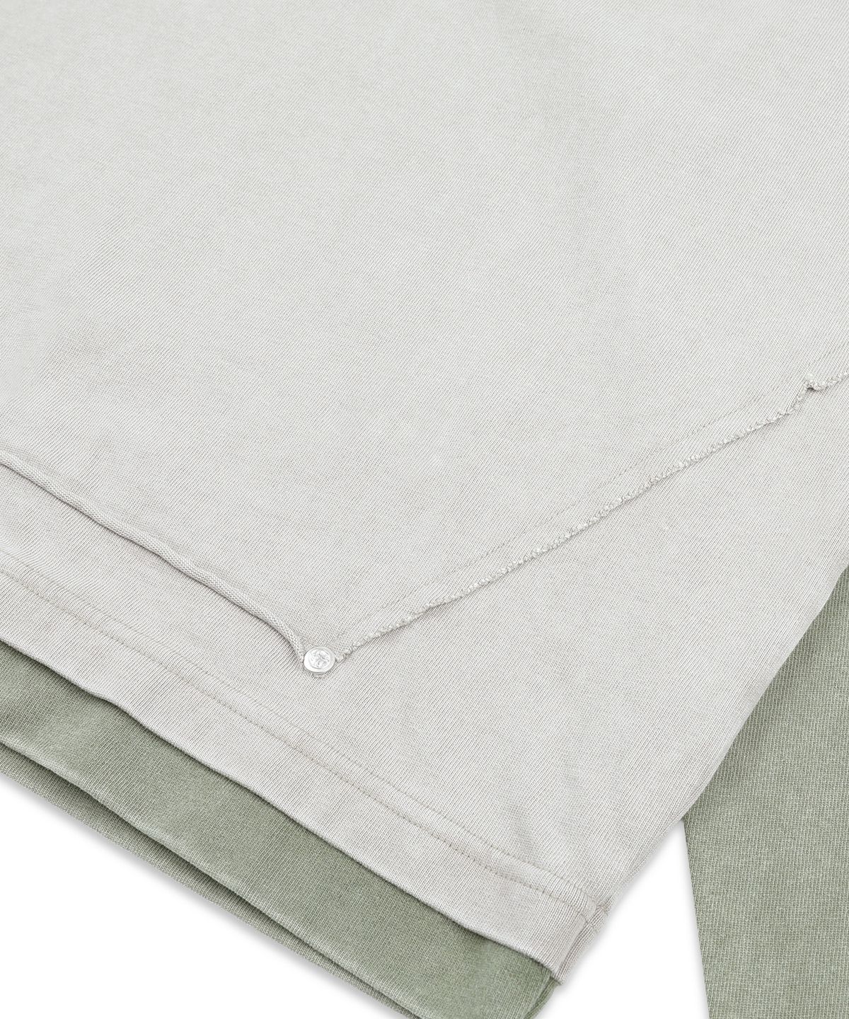 엑스톤즈(XTONZ) XTT170 래글런 헨리넥 워싱 크롭 후디 (KHAKI)