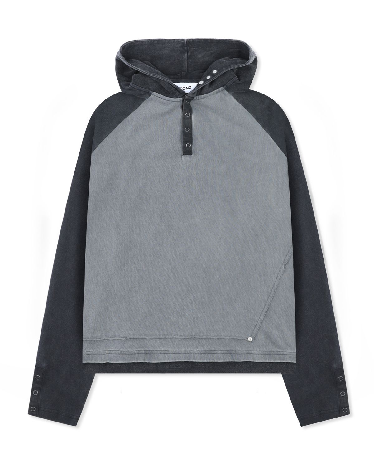 엑스톤즈(XTONZ) XTT170 래글런 헨리넥 워싱 크롭 후디 (BLACK)