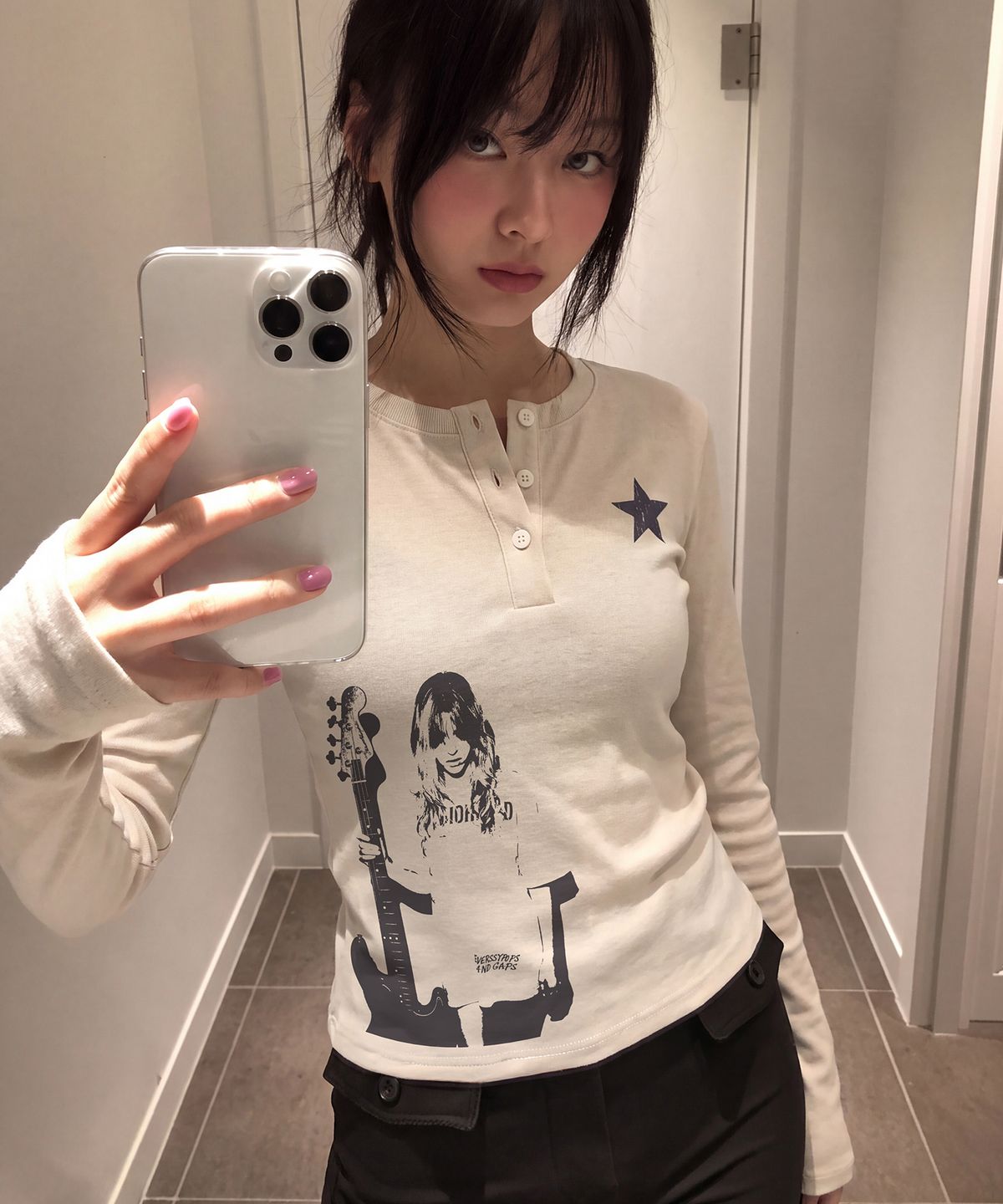 그레이버(GRAVER) [UNISEX]STAR1 GIRL 헨리넥 롱슬리브 티셔츠_3color