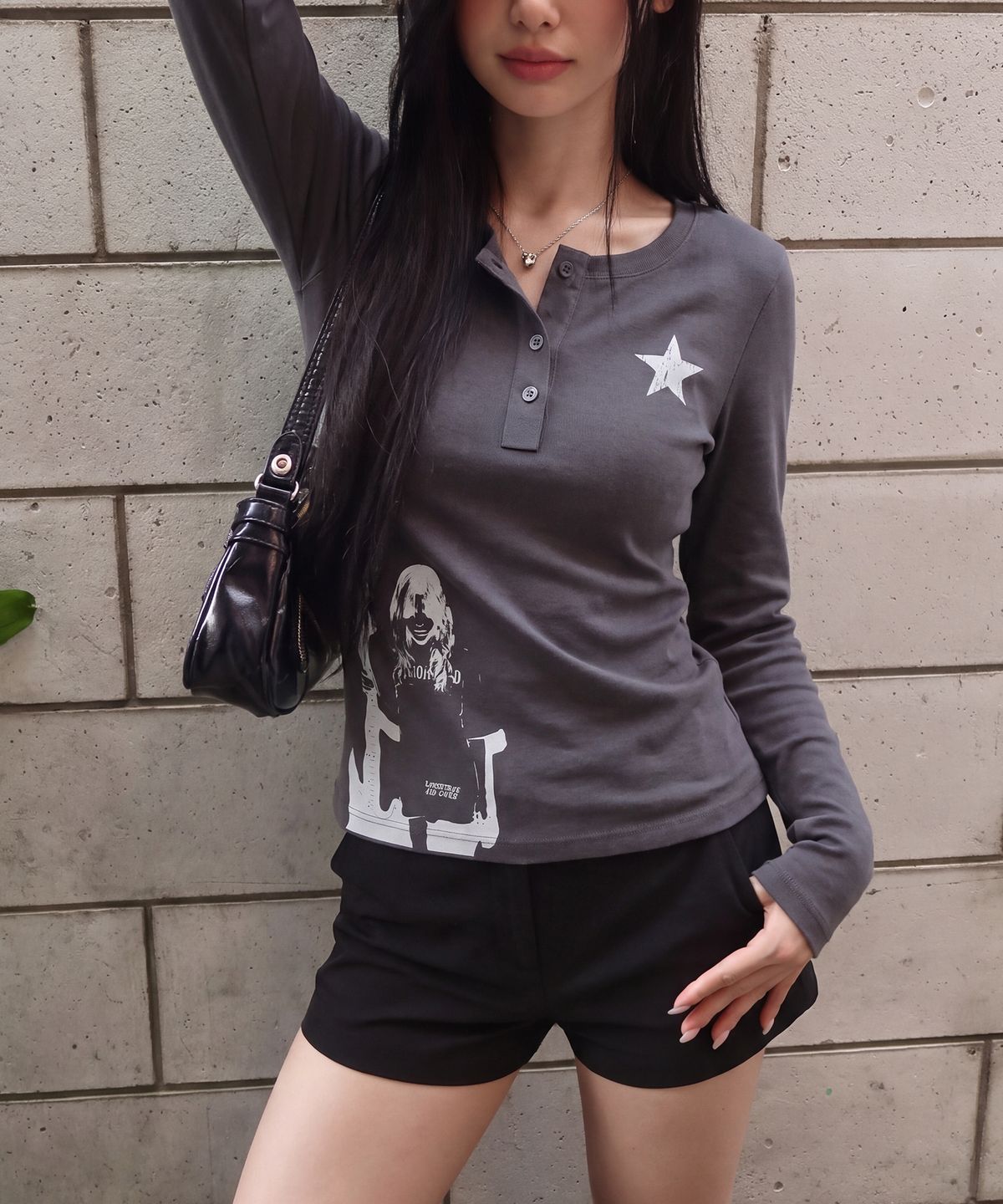 그레이버(GRAVER) [UNISEX]STAR1 GIRL 헨리넥 롱슬리브 티셔츠_3color