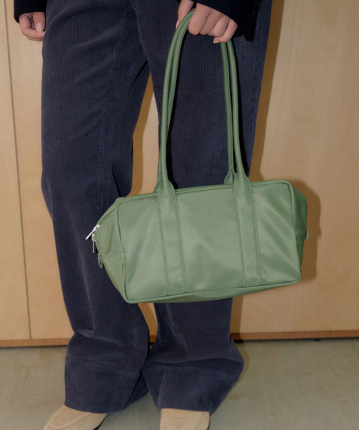 시메트릭 퍼센트(SYMMETRICPERCENT) Nylon Bowling Bag / Khaki