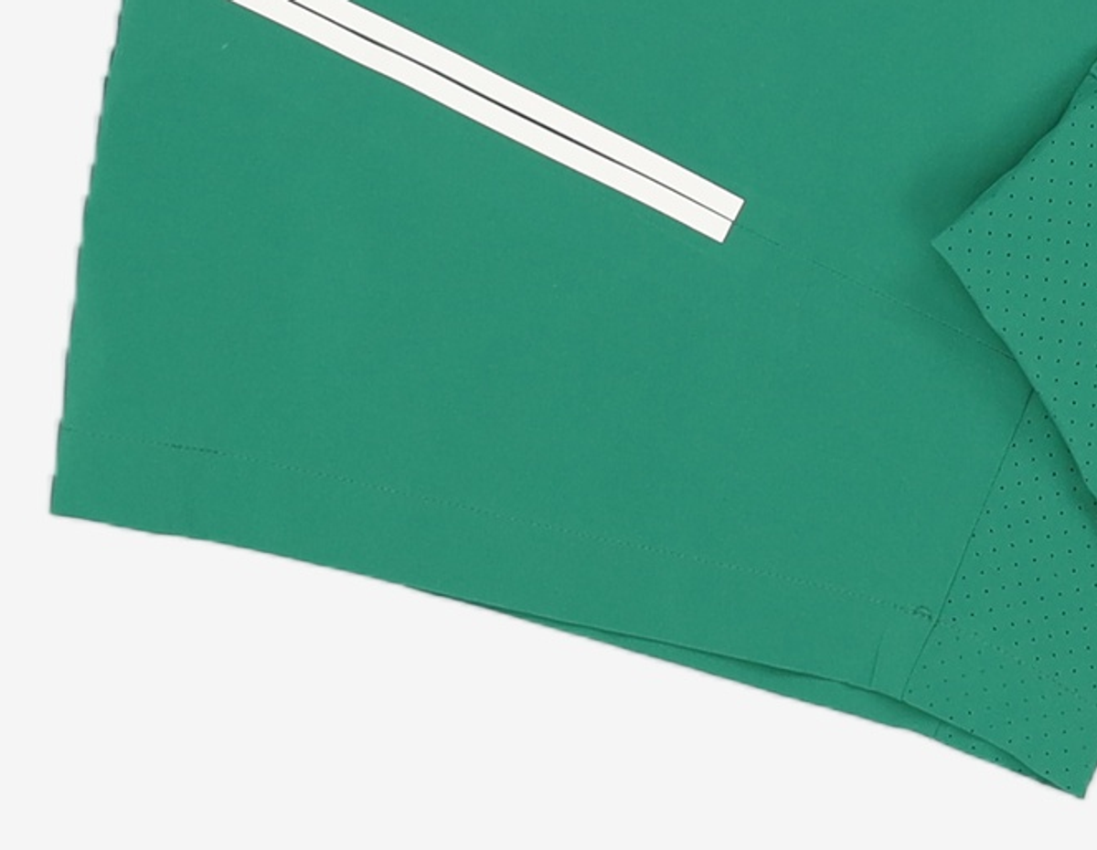 디아도라(diadora) 테니스 퍼포먼스 남성 쇼츠 GREEN L