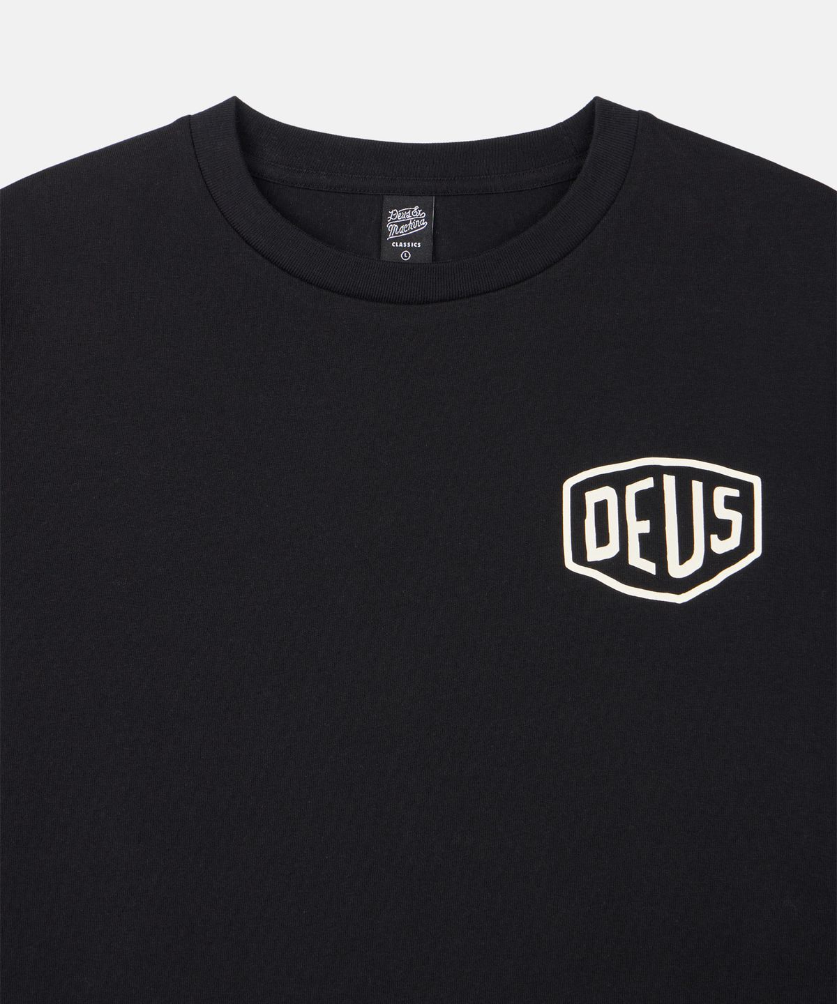 데우스 엑스 마키나(DEUS EX MACHINA) Seoul College Address Ls Tee_Black