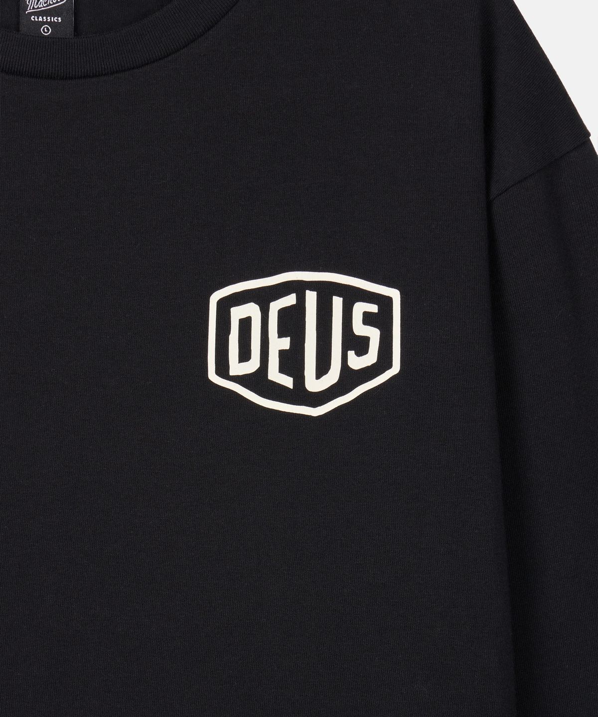 데우스 엑스 마키나(DEUS EX MACHINA) Seoul College Address Ls Tee_Black