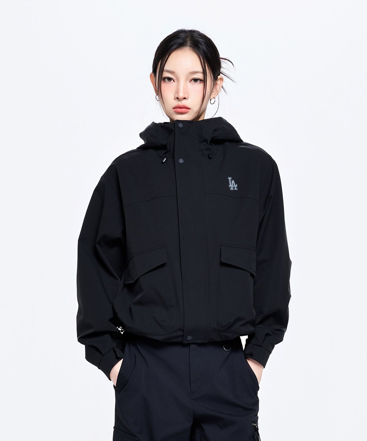 엠엘비(MLB) 여성 고프코어 2L 커브 바람막이 LA (Black)