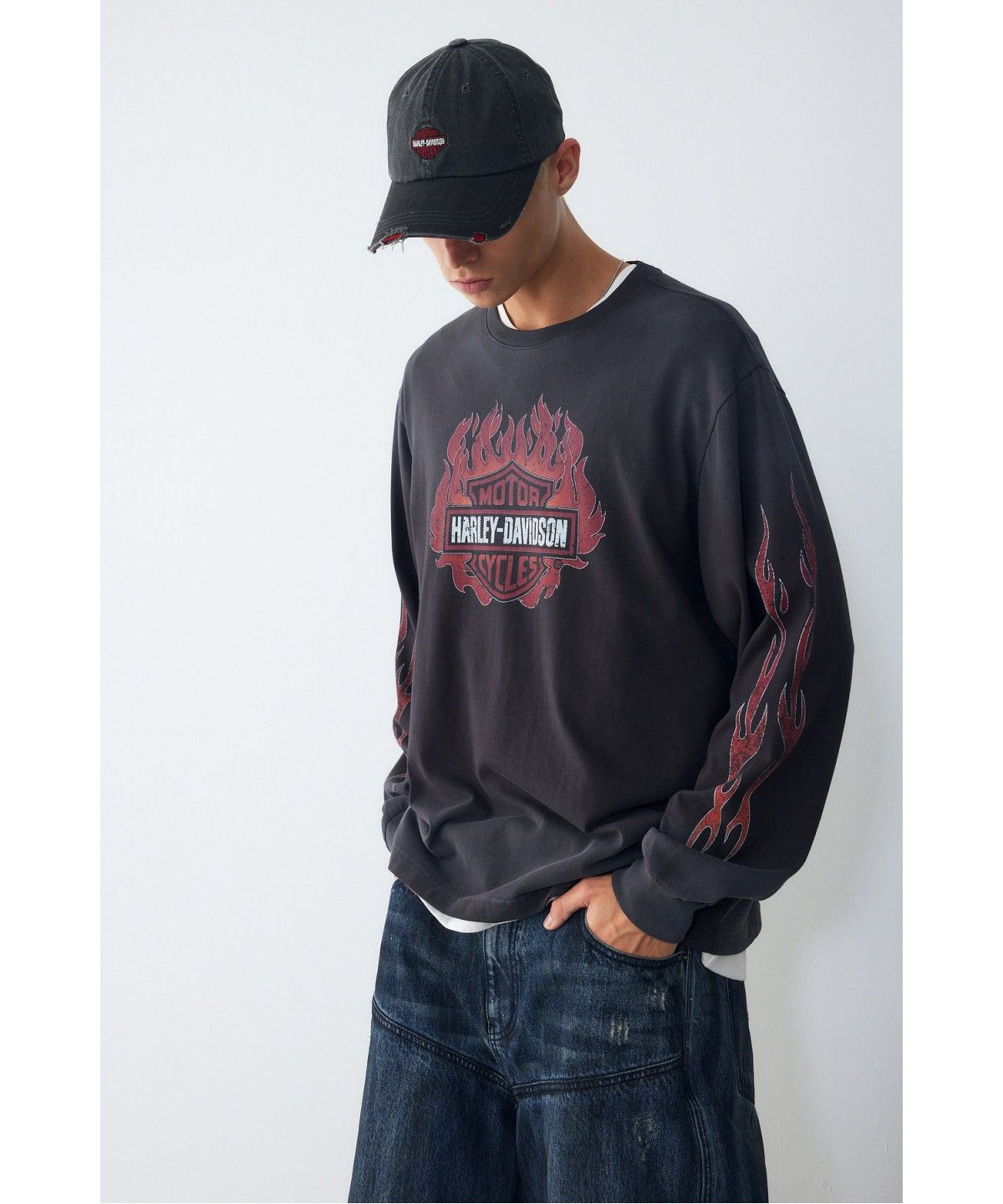 할리데이비슨 컬렉션스®(HARLEY-DAVIDSON COLLECTIONS®) [American Vintage] 플레임 B&S 롱슬리브 티셔츠 다크 그레이_HH16311007