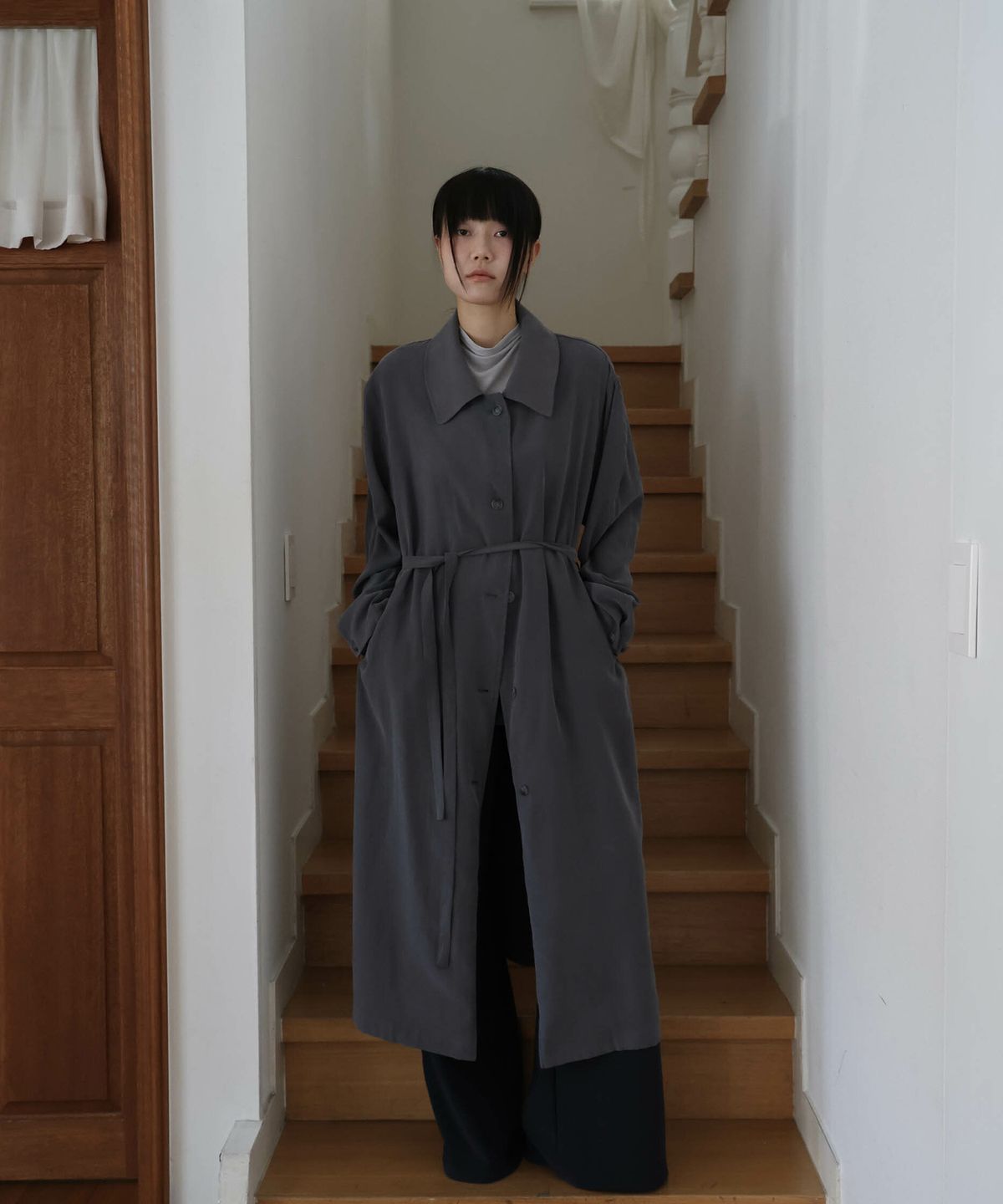 린테(LYNTE) Fluid Cupra Coat (Dark Gray)
