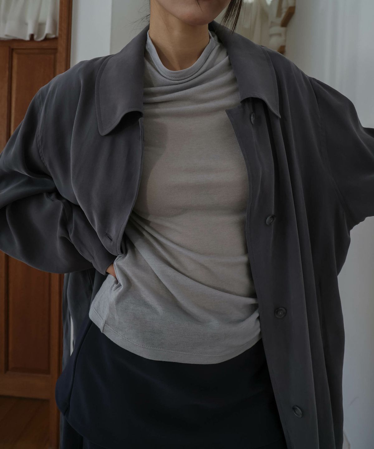 린테(LYNTE) Fluid Cupra Coat (Dark Gray)