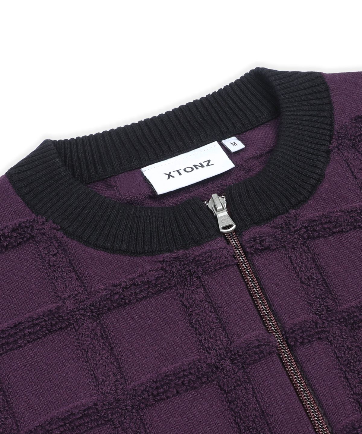 엑스톤즈(XTONZ) XTK185 투톤 스퀘어 크롭 니트 집업 (PURPLE)