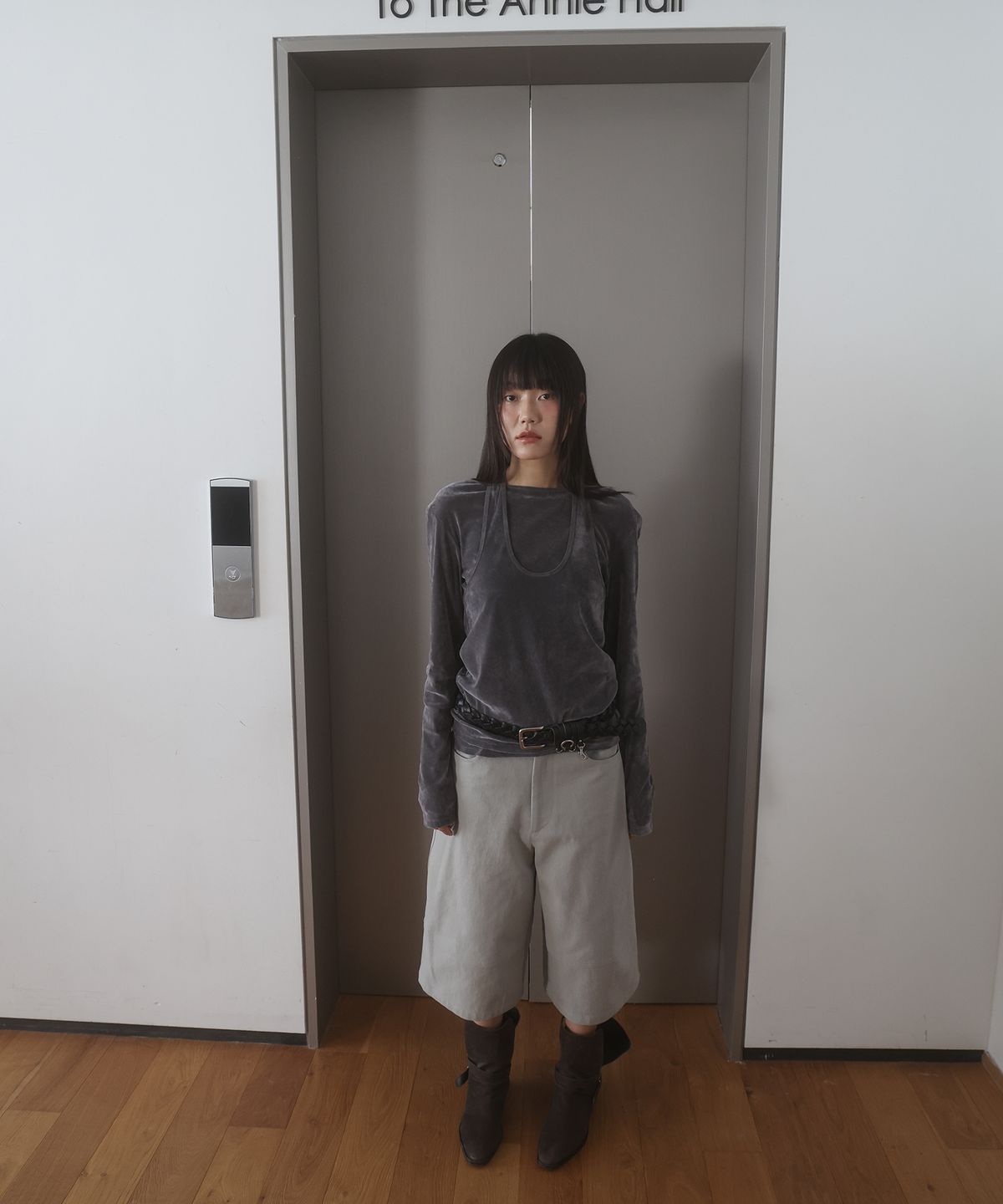 린테(LYNTE) Soft Velvet Top Set (Gray)