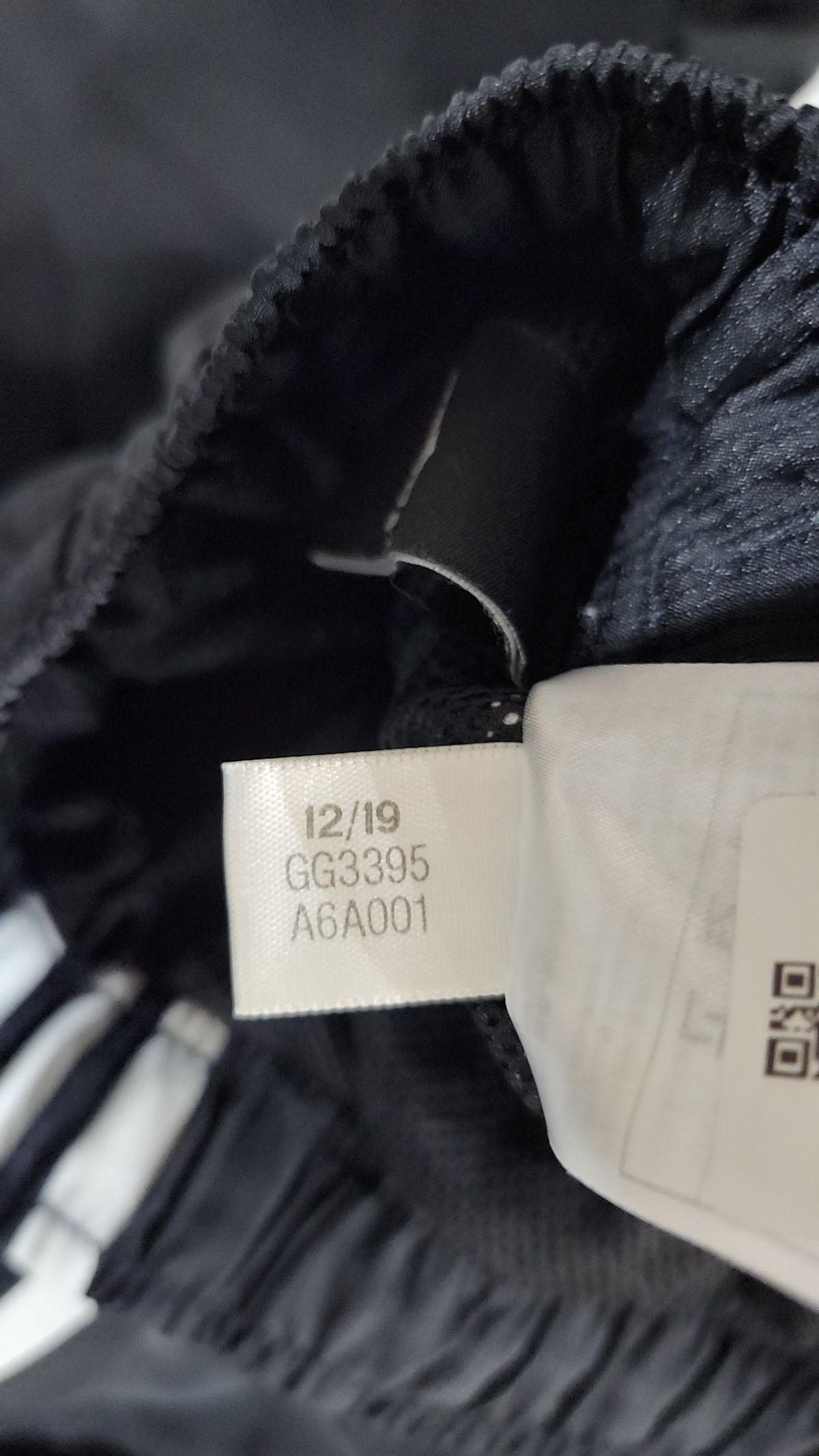 아디다스(ADIDAS) 3S 사이드버튼 우븐 트랙팬츠 - 블랙:화이트 / GG3395 M