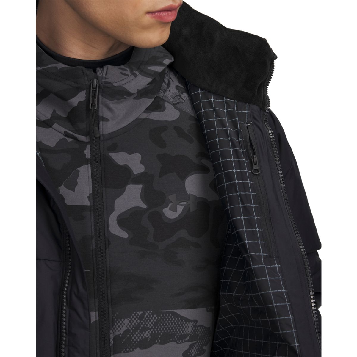 언더아머(UNDERARMOUR) UA 리미트리스 다운 푸퍼 엠보스 6008826-001