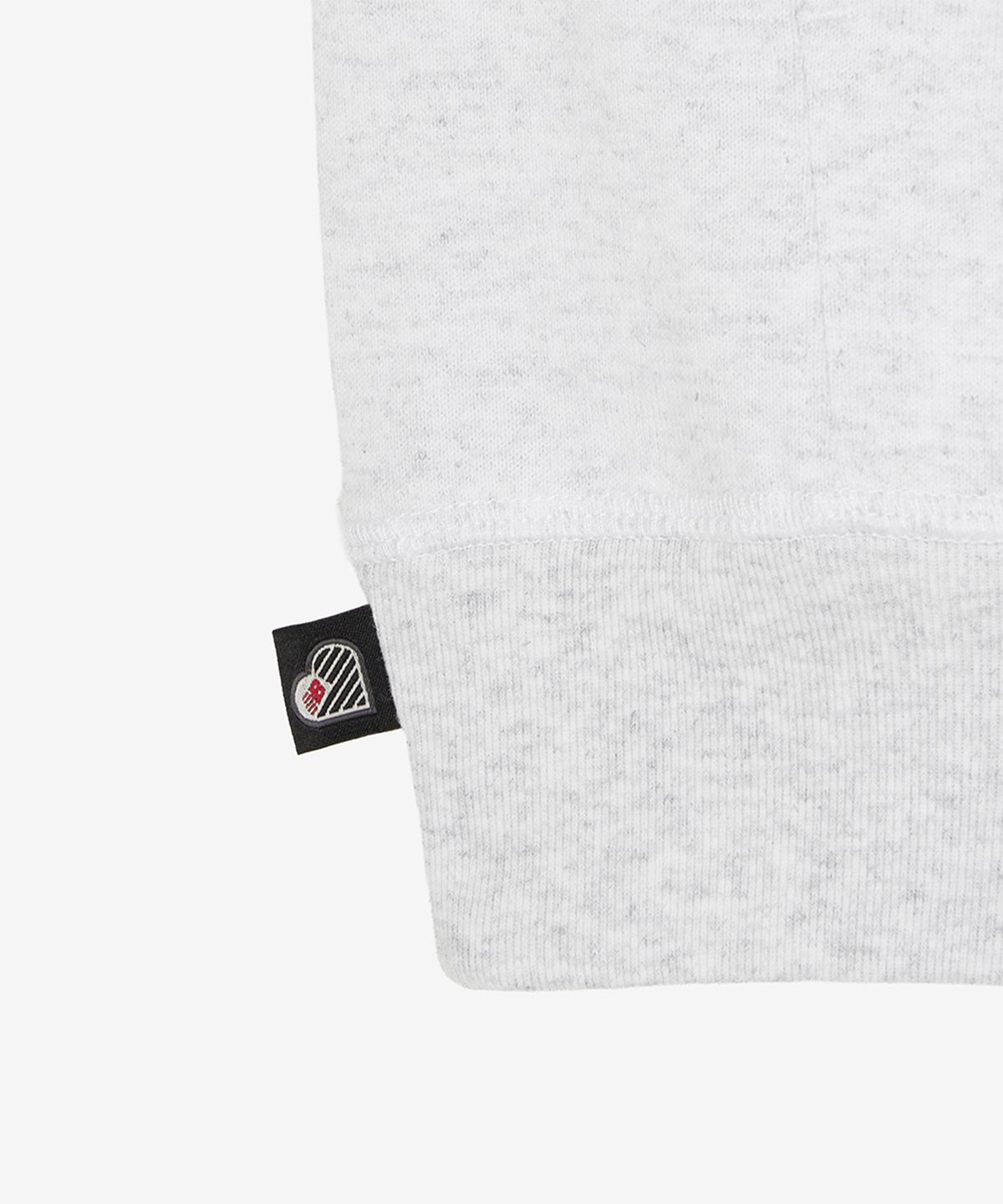뉴발란스(NEW BALANCE) NBNCG4A013 / MINIMAL HEART COLLECTION 헤리티지 경량 맨투맨 (A/GRAY)