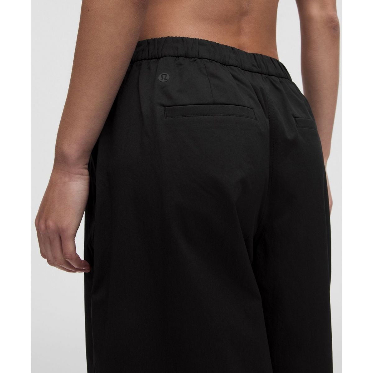 룰루레몬(LULULEMON) 우븐 배럴 레그 미드라이즈 팬츠 *아시아 핏  BLK