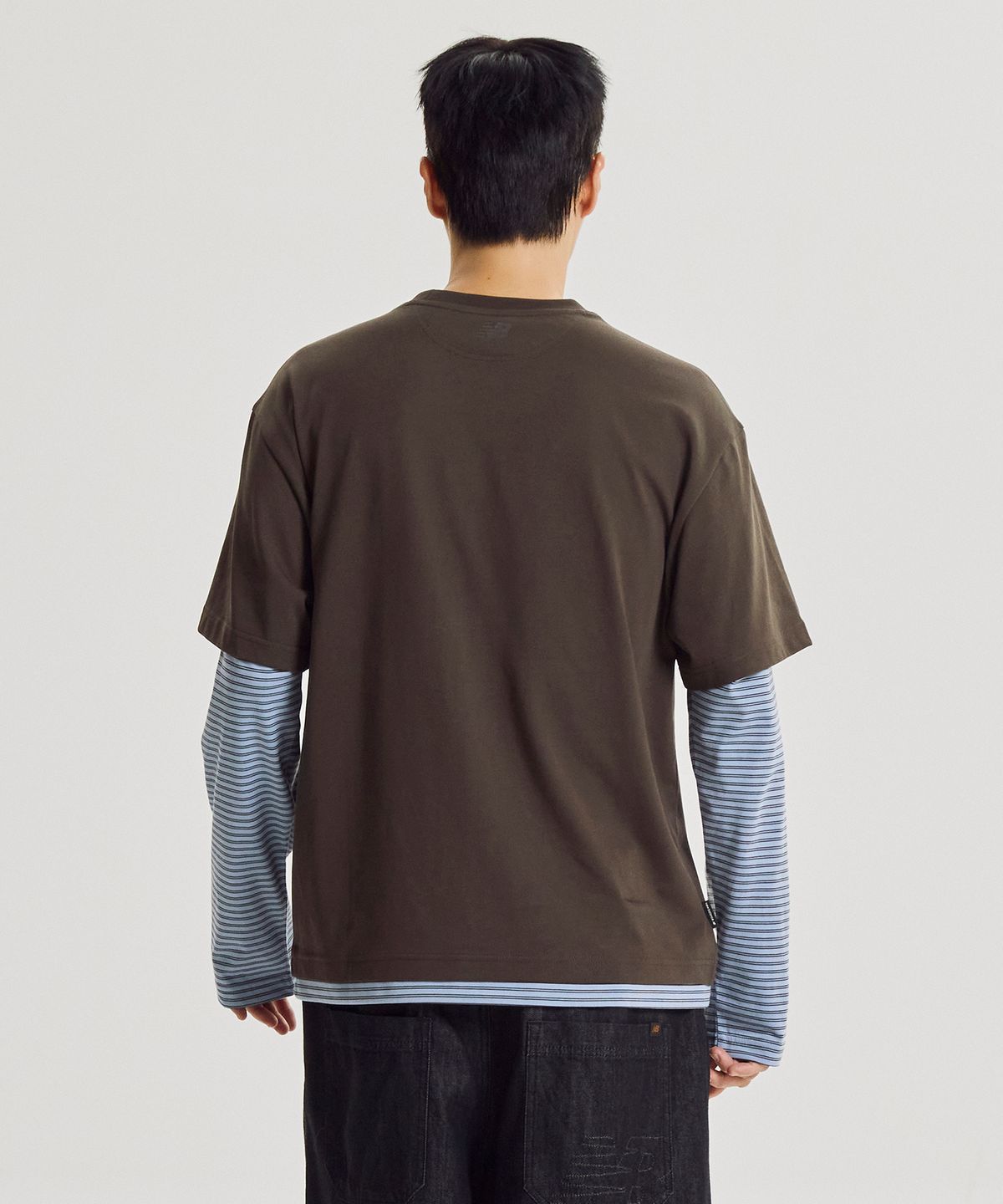 뉴발란스(NEW BALANCE) NBNDG4A013 / MINIMAL HEART COLLECTION 레이어드 긴팔티 (BROWN)